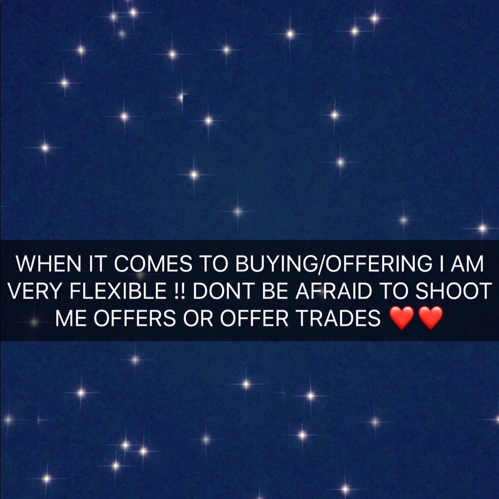 OPEN TO OFFERS ANS TRADES ❤️💋